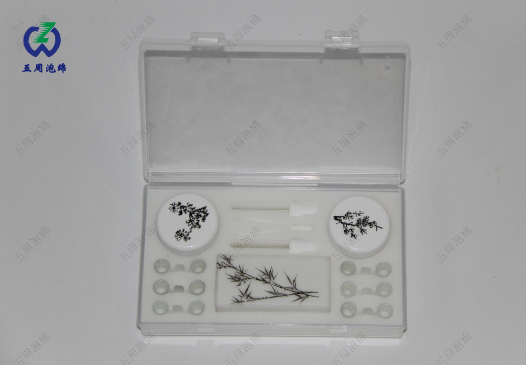 『隱形守護(hù)者』：PU海綿內(nèi)襯如何用柔軟顛覆硬核保護(hù)？